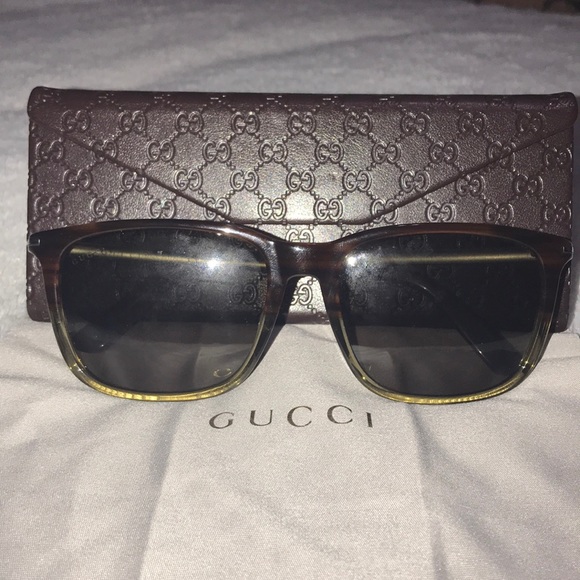 Gucci sunglasses - Picture 1 of 3